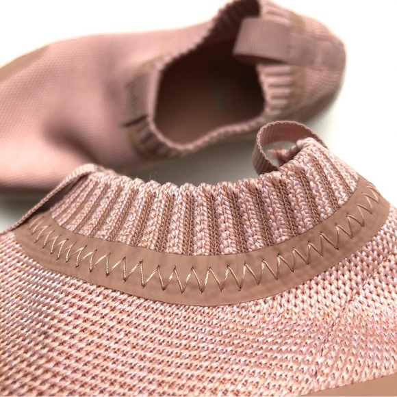 FitFlop ÜBERKNIT Slip On Sneakers Pink - Picture 9 of 12